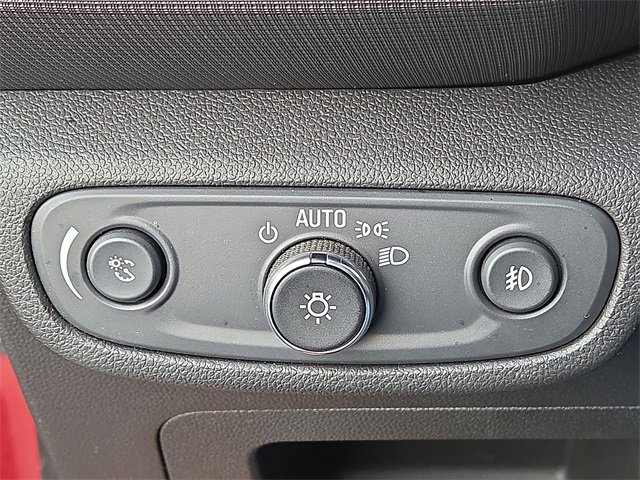 Used 2023 Chevrolet TrailBlazer RS w/ Sun and Liftgate Package image 26