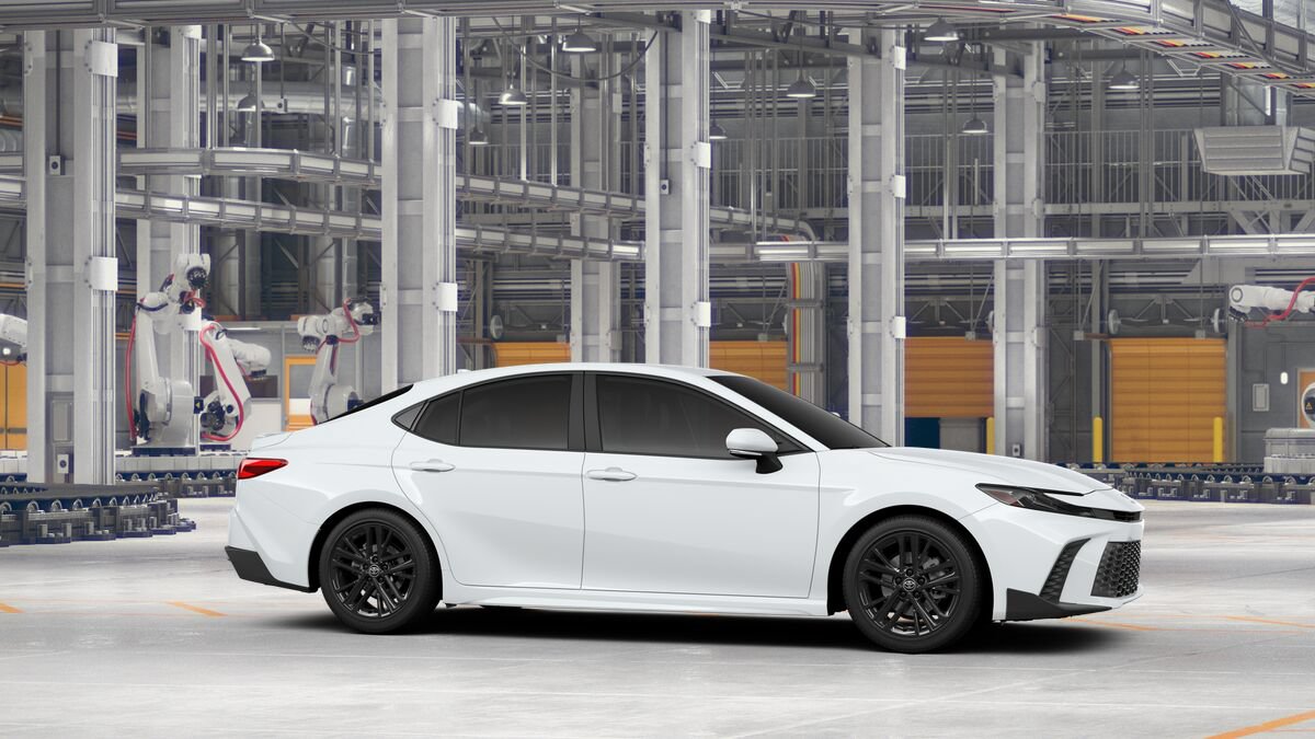 New 2026 Toyota Camry SE AWD/4WD image 13