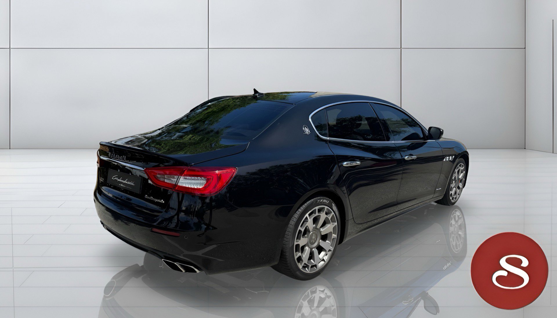 Used 2017 Maserati Quattroporte GTS GranLusso image 11