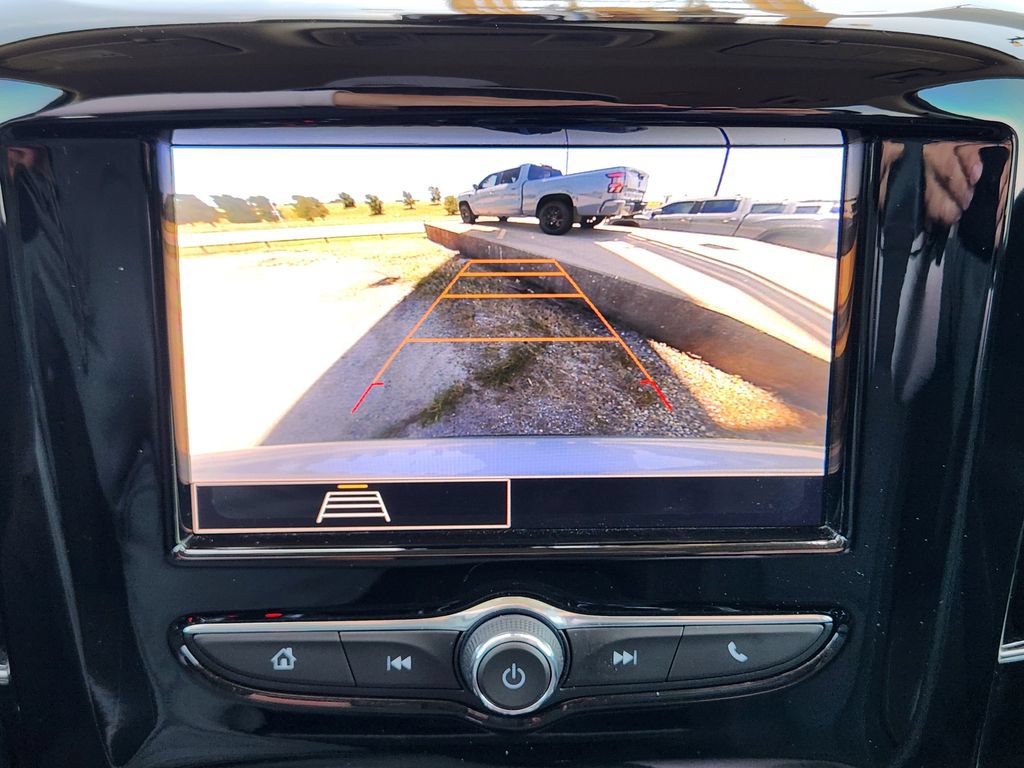 Certified 2021 Chevrolet Traverse LS FWD image 18