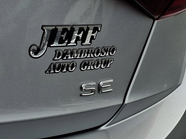 Used 2023 Volkswagen Jetta SE w/ Panoramic Sunroof Package FWD image 35