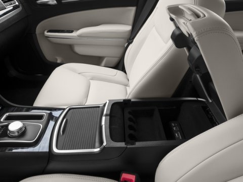 Used 2016 Chrysler 300 Limited w/ Driver Convenience Group image 20
