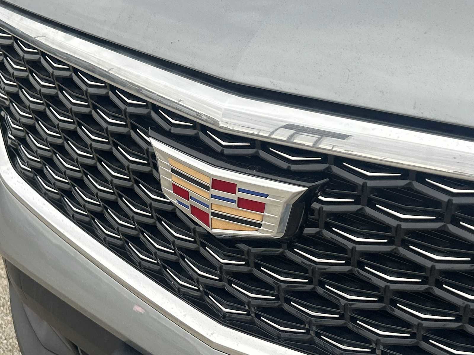 Certified 2024 Cadillac XT4 Luxury w/ Cold Weather Package image 29