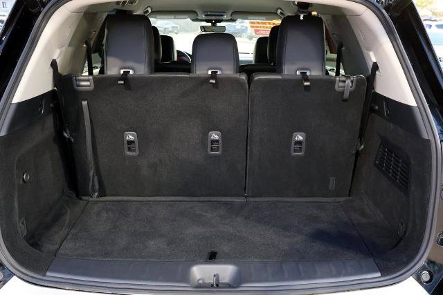 Certified 2025 Nissan Pathfinder SL image 11