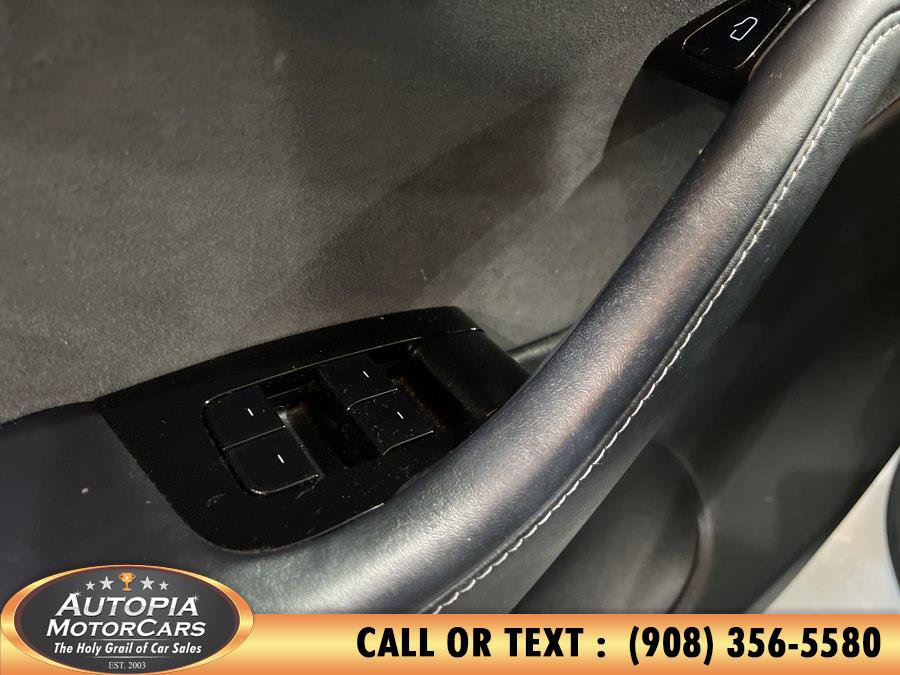 Used 2021 Tesla Model Y Long Range AWD/4WD image 19
