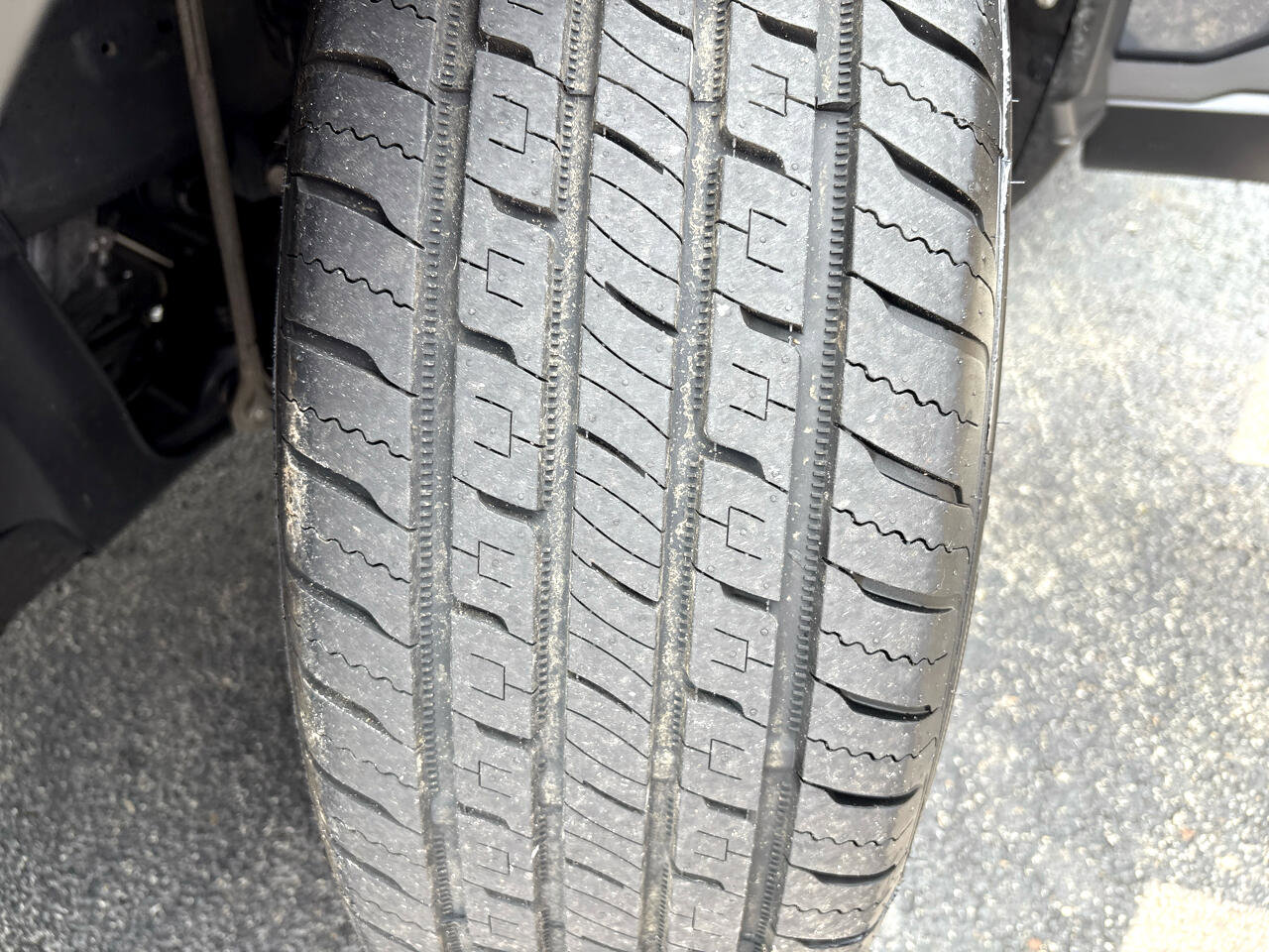 Used 2023 Honda CR-V EX image 10