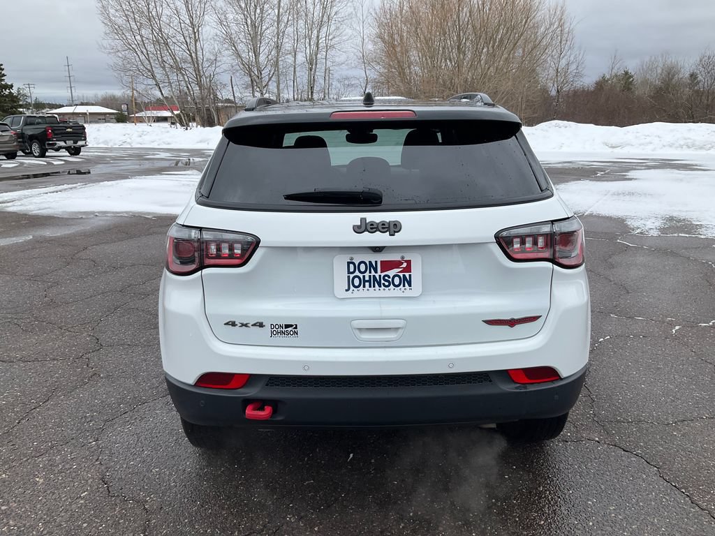 Used 2024 Jeep Compass Trailhawk AWD/4WD image 23