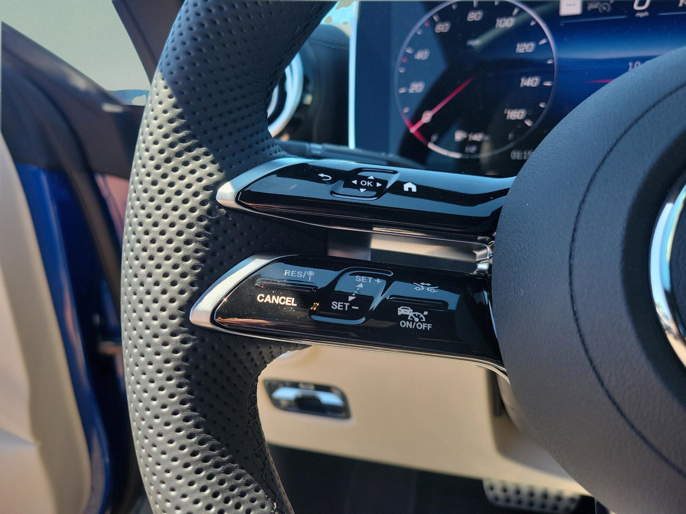 New 2026 Mercedes-Benz CLE 450 4MATIC Cabriolet image 28