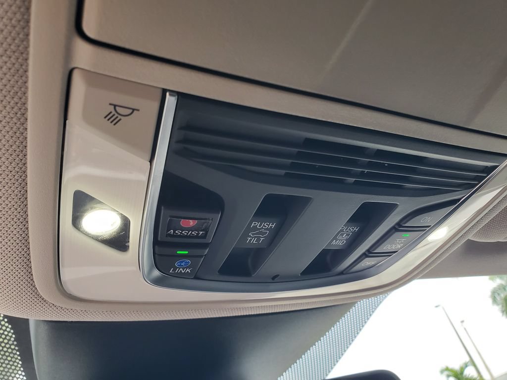 Used 2024 Acura MDX FWD image 35