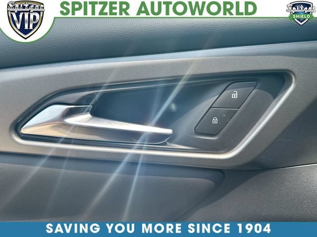 New 2027 Chevrolet Traverse LT w/ Midnight/Sport Edition FWD image 43