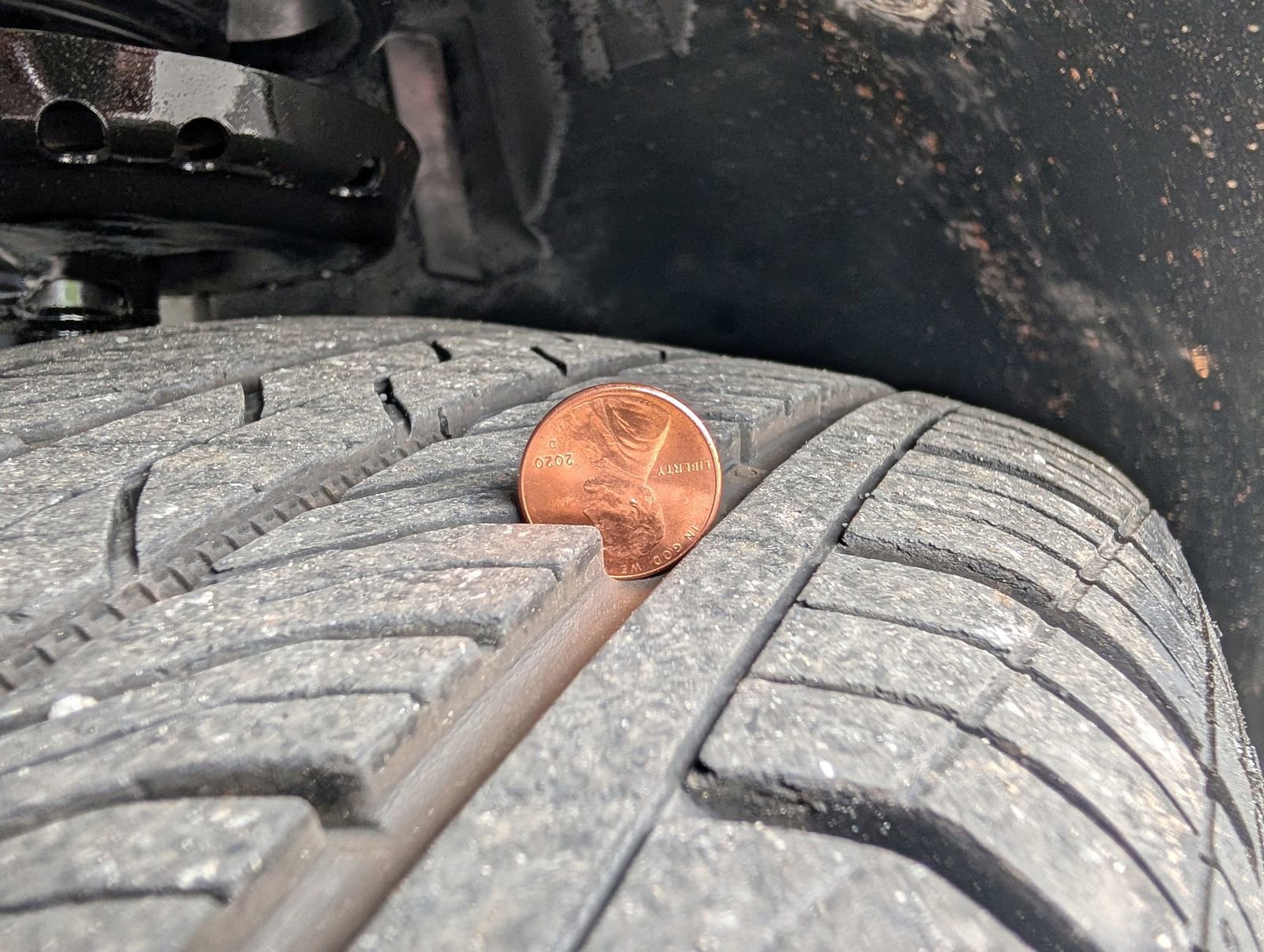 Used 2025 Chevrolet Trax RS w/ Driver Confidence Package FWD image 37