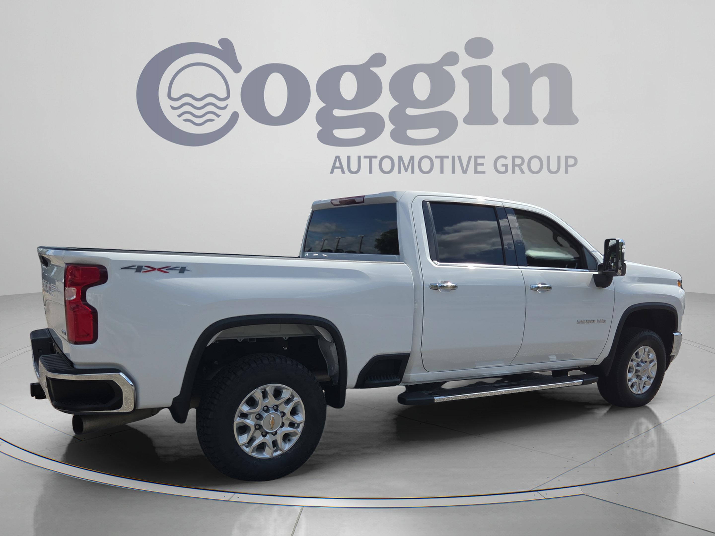 Certified 2022 Chevrolet Silverado 2500 LTZ w/ Safety Package AWD/4WD image 5