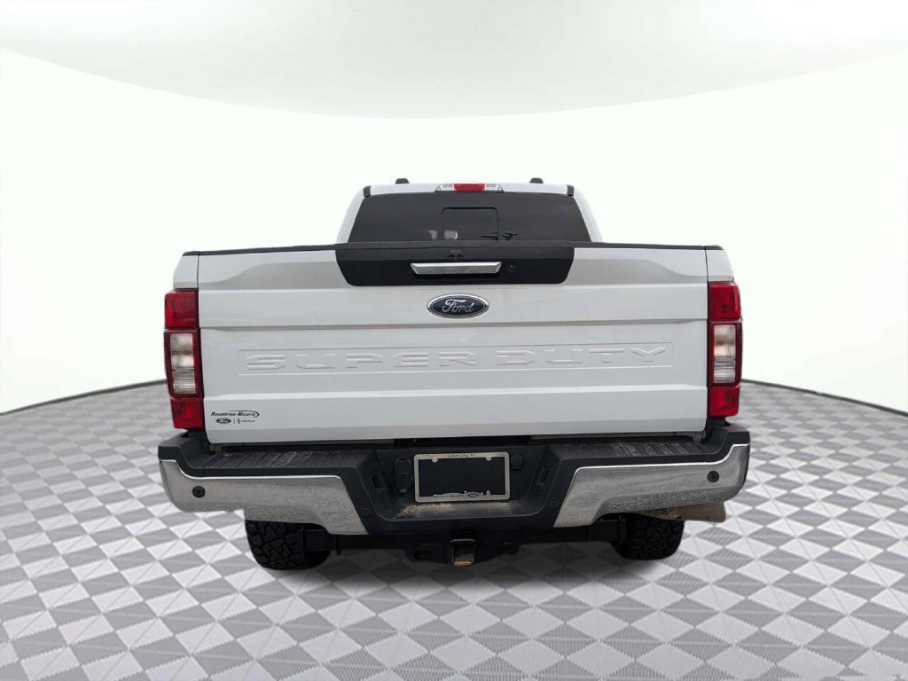 Used 2022 Ford F250 Lariat w/ Lariat Value Package AWD/4WD image 4