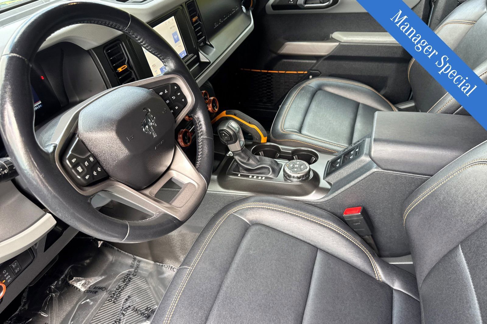 Used 2022 Ford Bronco Badlands image 8