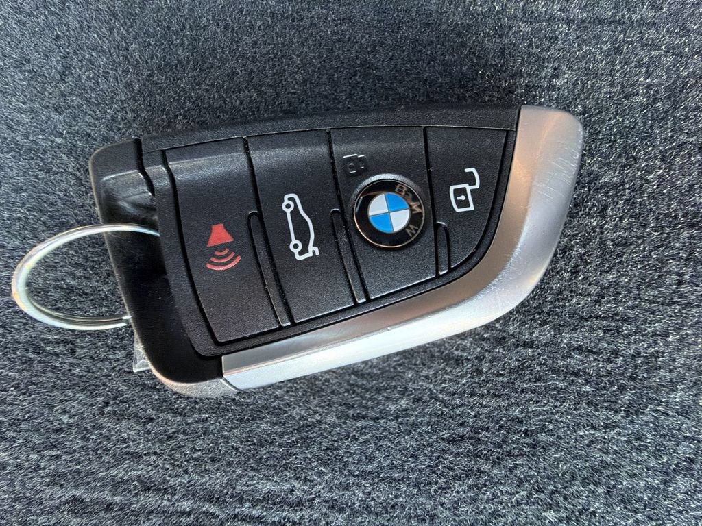 Used 2024 BMW X3 xDrive30i w/ Premium Package AWD/4WD image 28