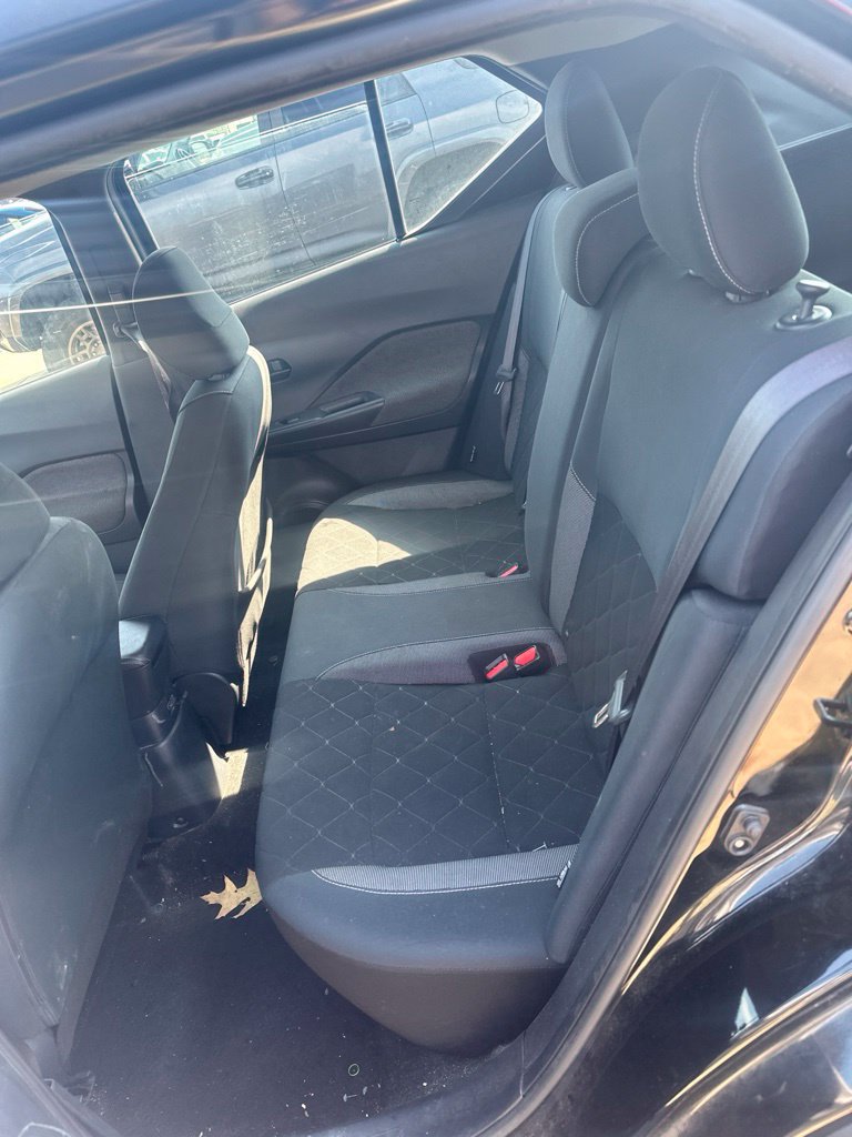 Used 2020 Nissan Kicks S FWD image 4