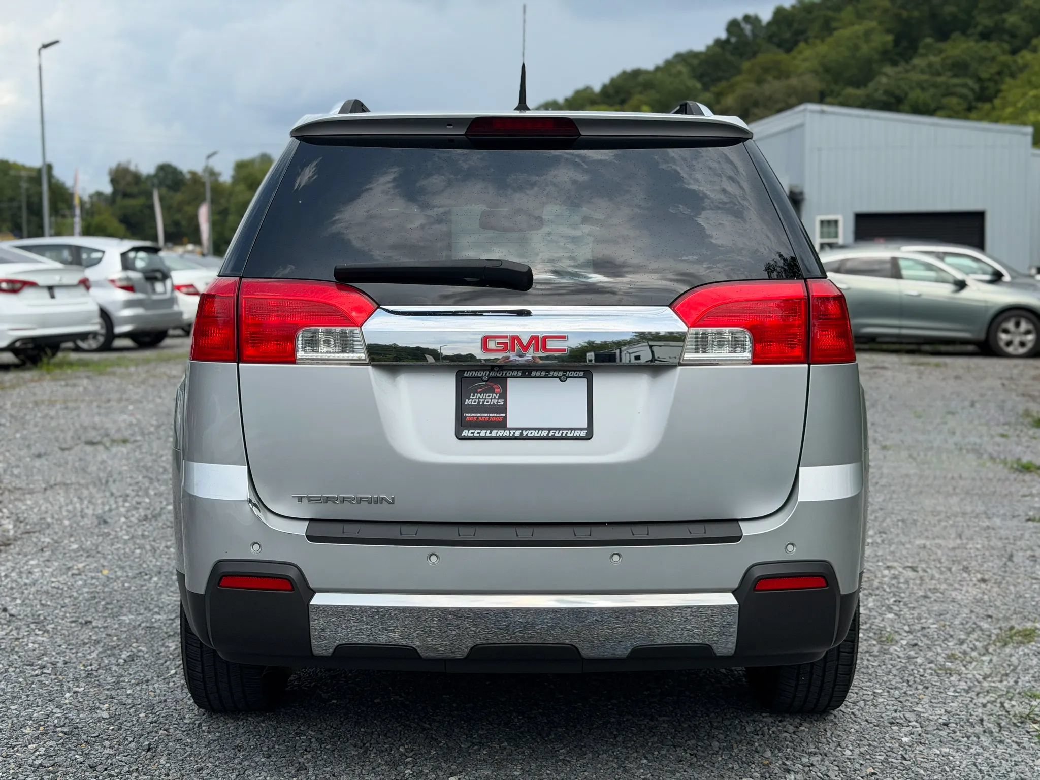 Used 2011 GMC Terrain SLT FWD image 5