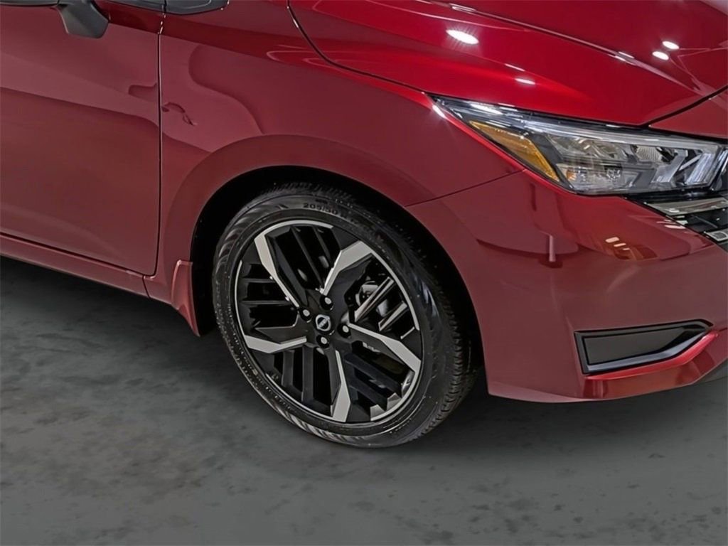 Used 2025 Nissan Versa SR w/ Trunk Package image 14