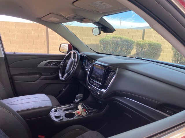 Used 2021 Chevrolet Traverse LT AWD/4WD image 5