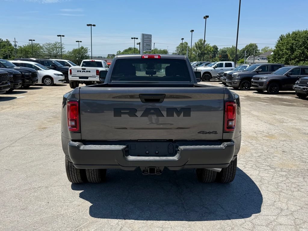 New 2026 RAM 3500 Tradesman AWD/4WD image 7