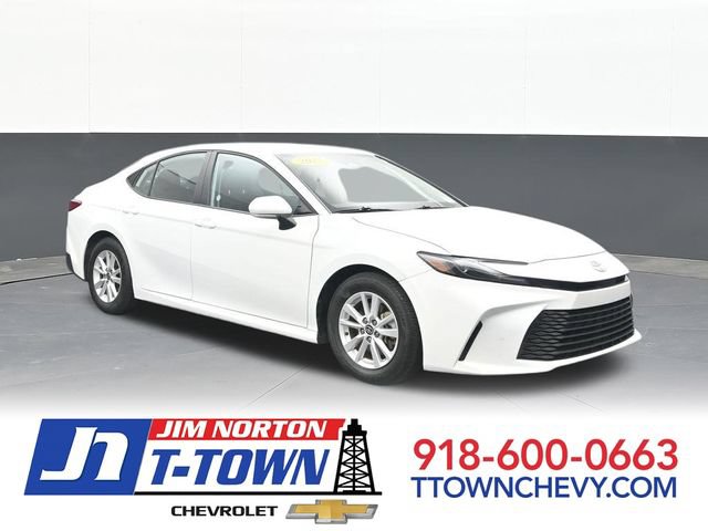 Used 2025 Toyota Camry LE