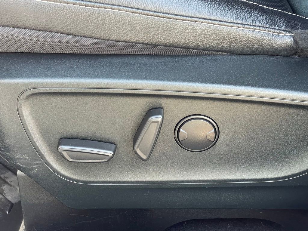 Used 2022 Ford Escape SEL AWD/4WD image 13