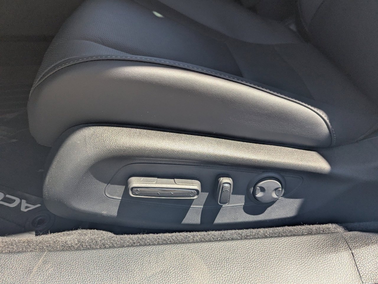 New 2026 Honda Accord Touring image 13