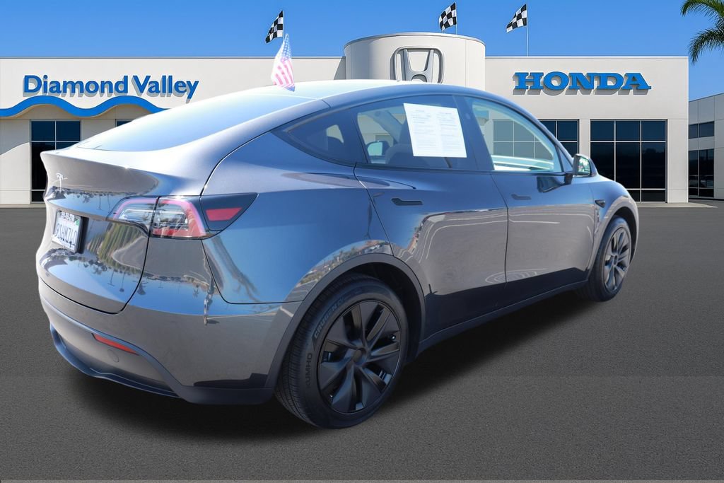 Used 2025 Tesla Model Y Long Range RWD image 7