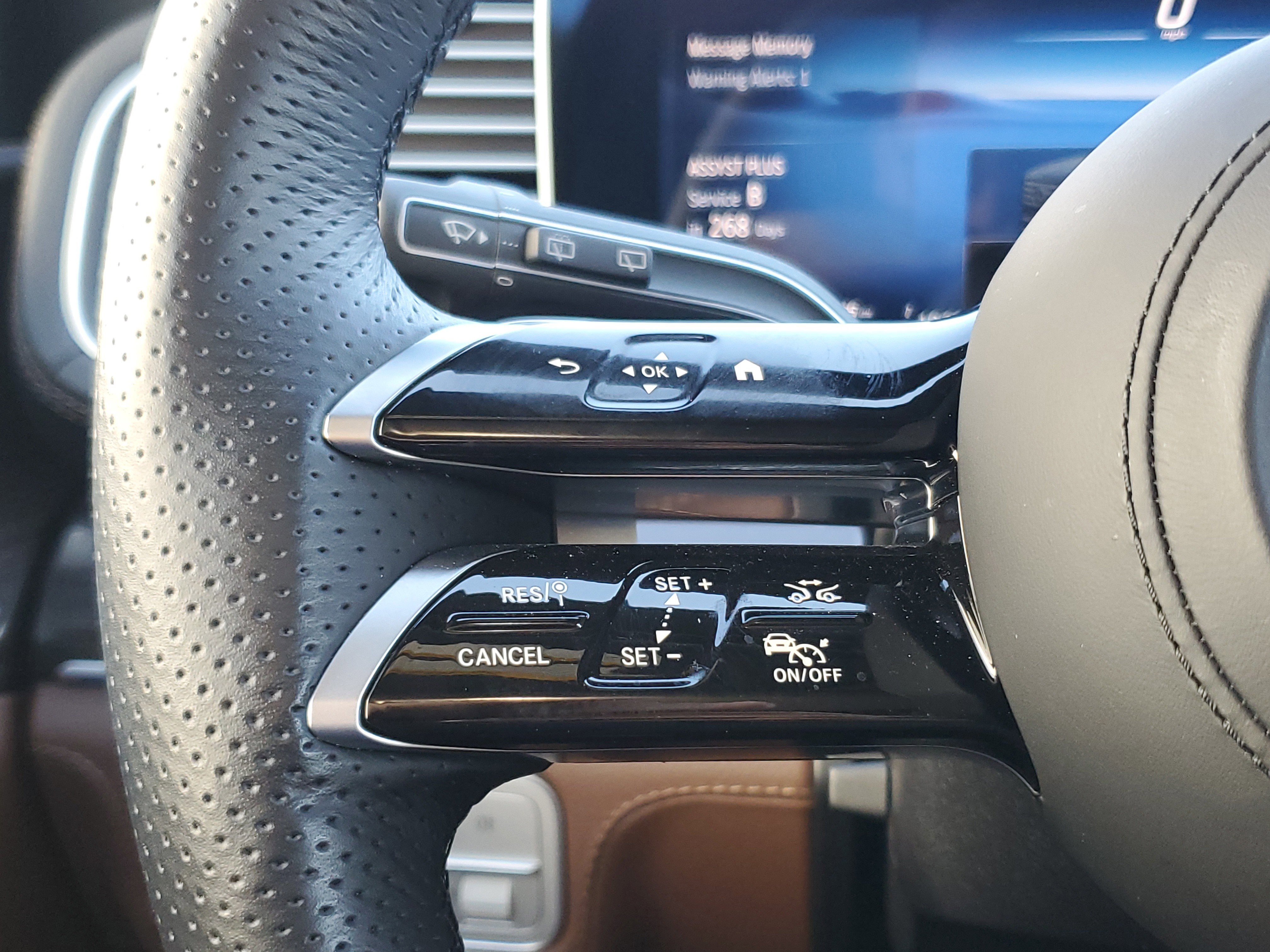 Used 2024 Mercedes-Benz GLS 450 4MATIC image 26