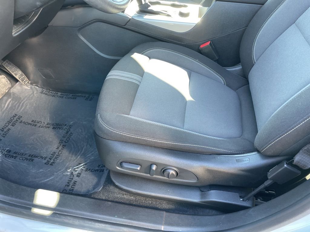 Used 2024 Chevrolet Blazer LT image 8