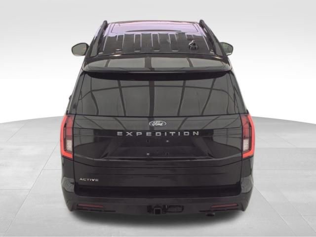 Used 2025 Ford Expedition Active AWD/4WD image 6