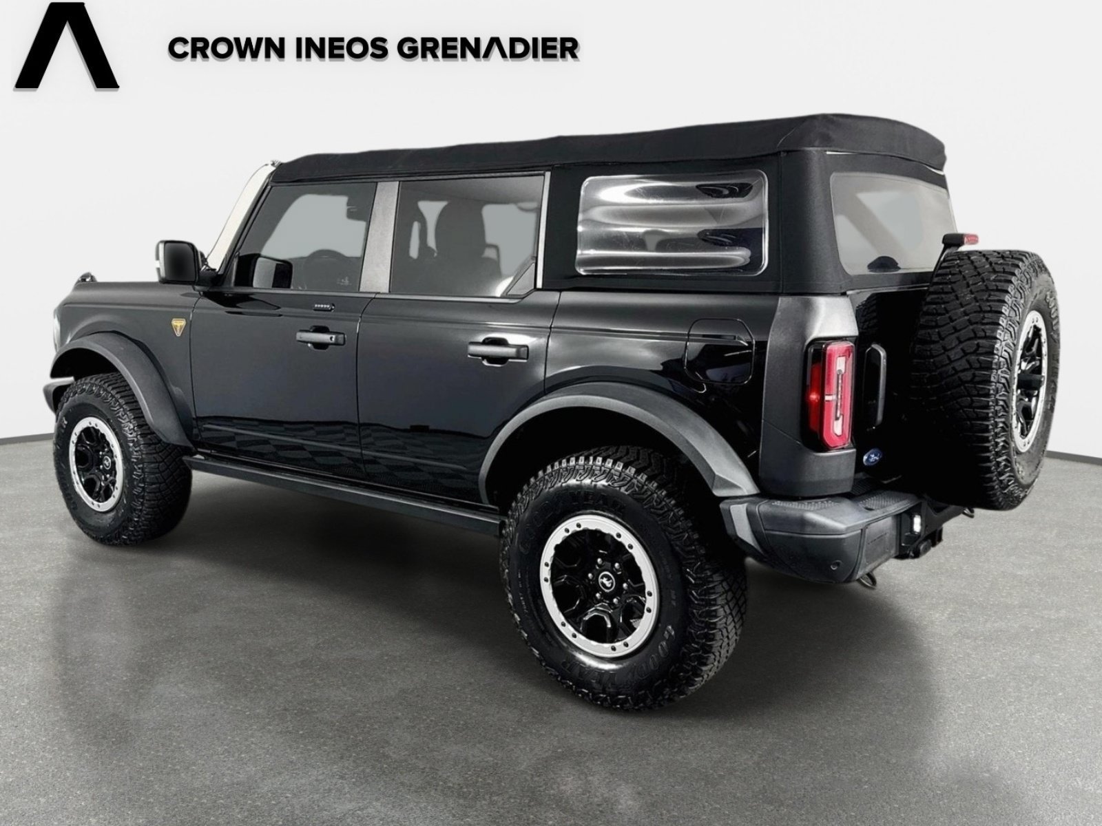 Used 2022 Ford Bronco Badlands AWD/4WD image 7