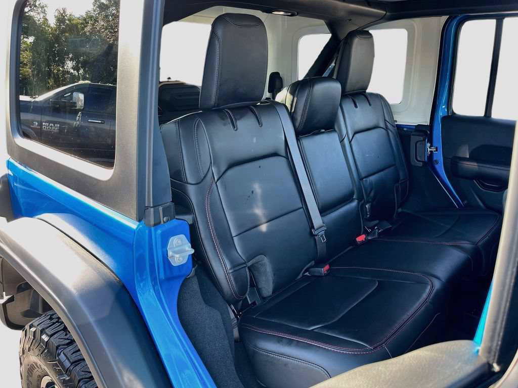 Certified 2025 Jeep Wrangler Unlimited Rubicon w/ Safety Group AWD/4WD image 24