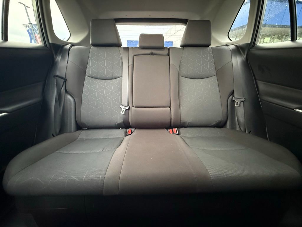 Used 2025 Toyota RAV4 XLE image 30