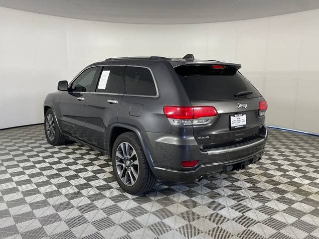 Used 2017 Jeep Grand Cherokee Overland w/ Jeep Active Safety Group AWD/4WD image 19