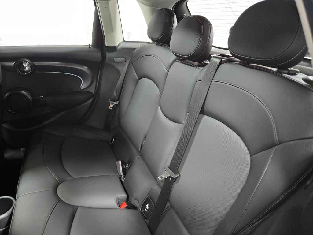 Used 2023 MINI Cooper S image 32