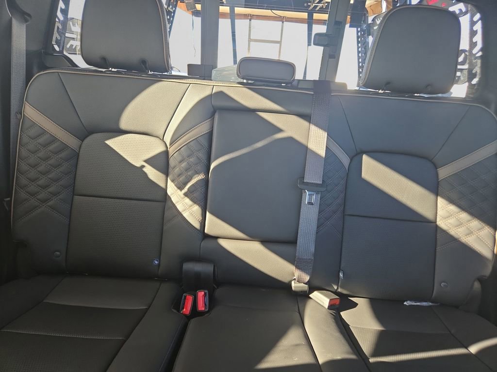 New 2026 GMC Canyon Denali image 13