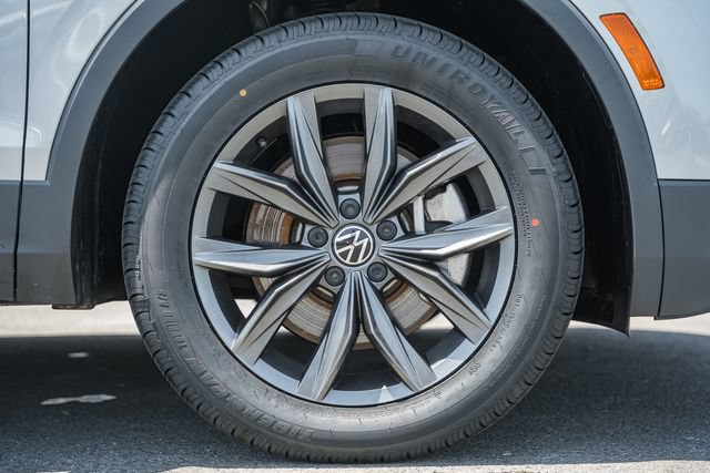 Used 2023 Volkswagen Tiguan SE FWD image 20