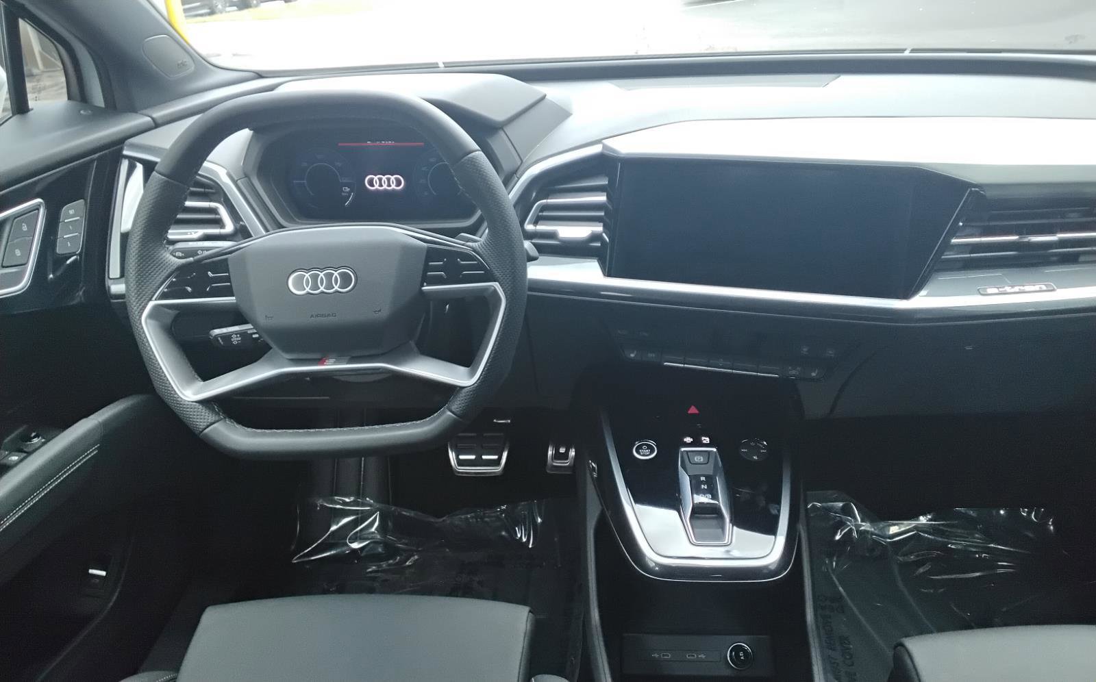 Certified 2025 Audi Q4 e-tron Premium Plus w/ Premium Plus image 20