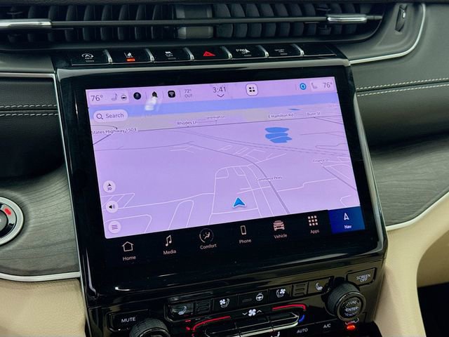 Used 2025 Jeep Grand Cherokee L Limited w/ Luxury Tech Group II RWD image 13