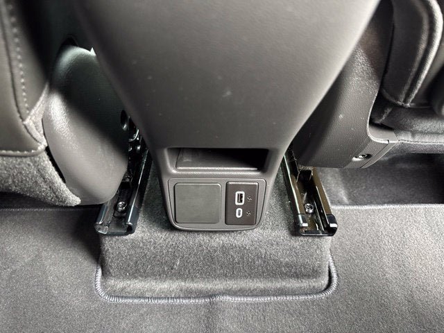 Used 2025 Buick Encore GX Preferred w/ Comfort Package FWD image 24