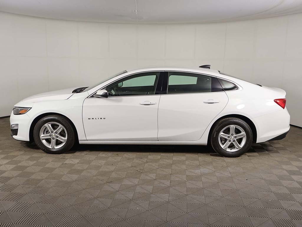 Used 2023 Chevrolet Malibu LS w/ Driver Confidence Package image 12