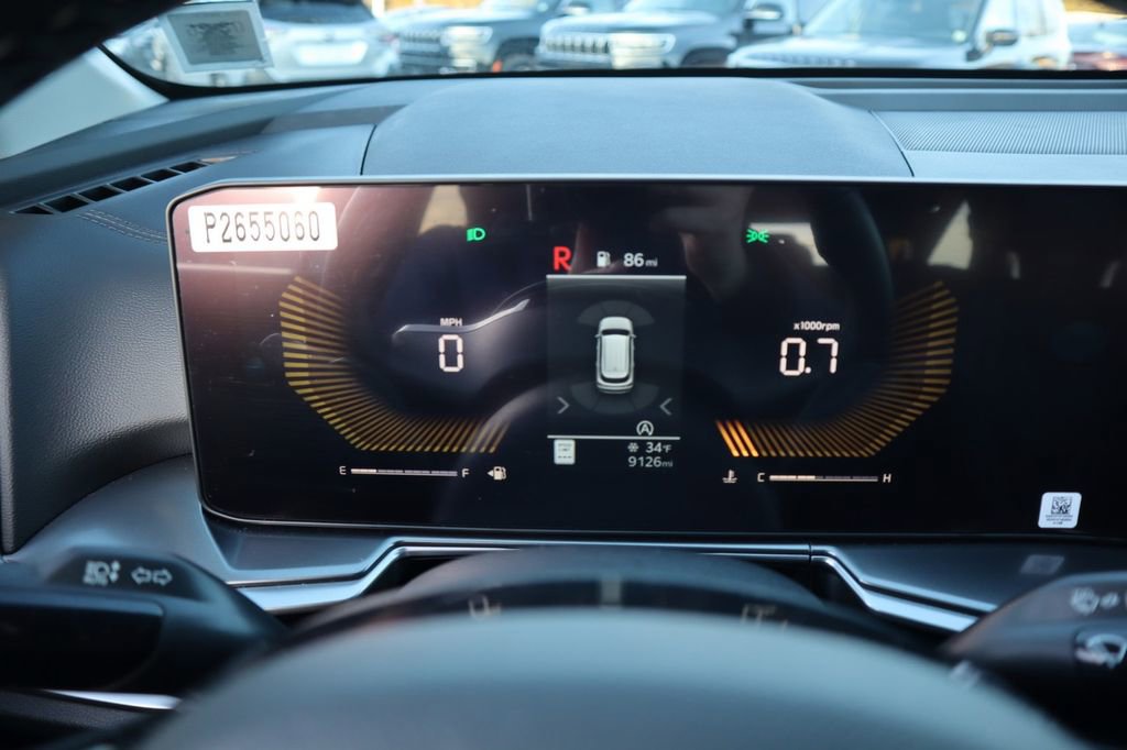 Used 2025 Kia Sorento S image 25