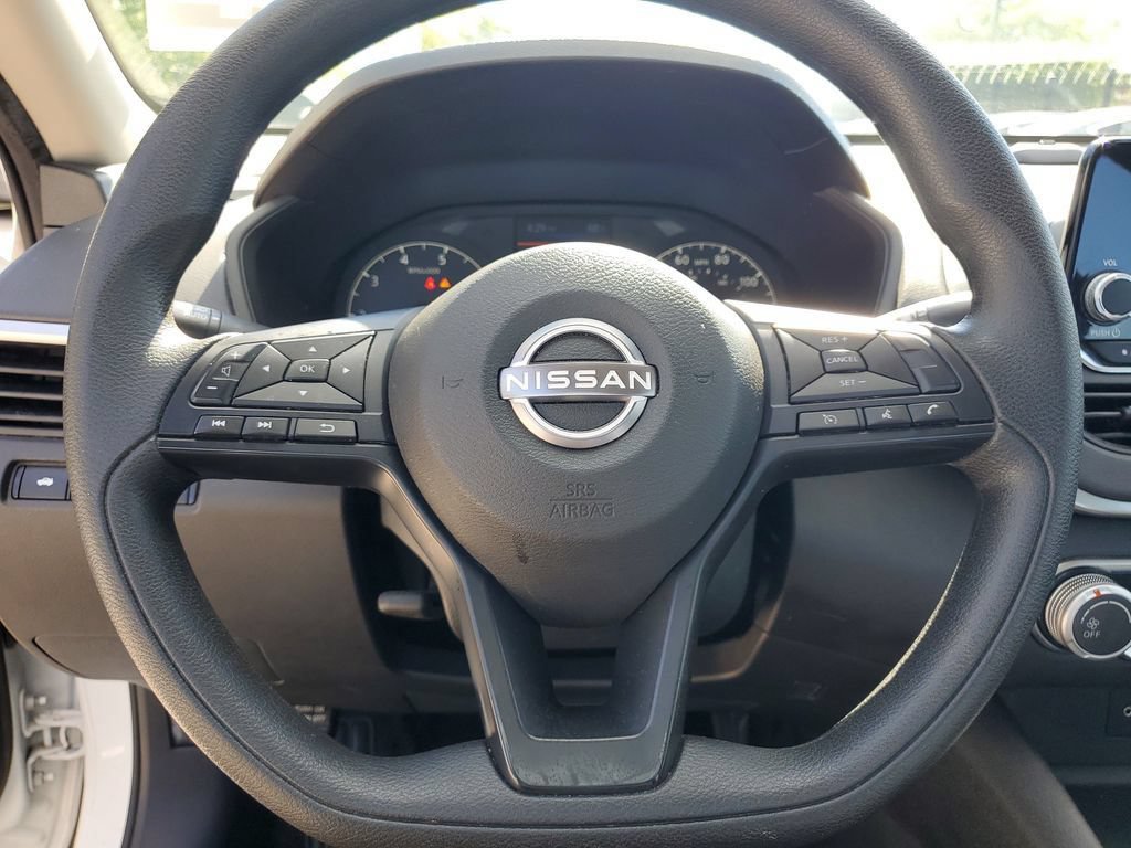 Used 2024 Nissan Altima 2.5 S FWD image 21