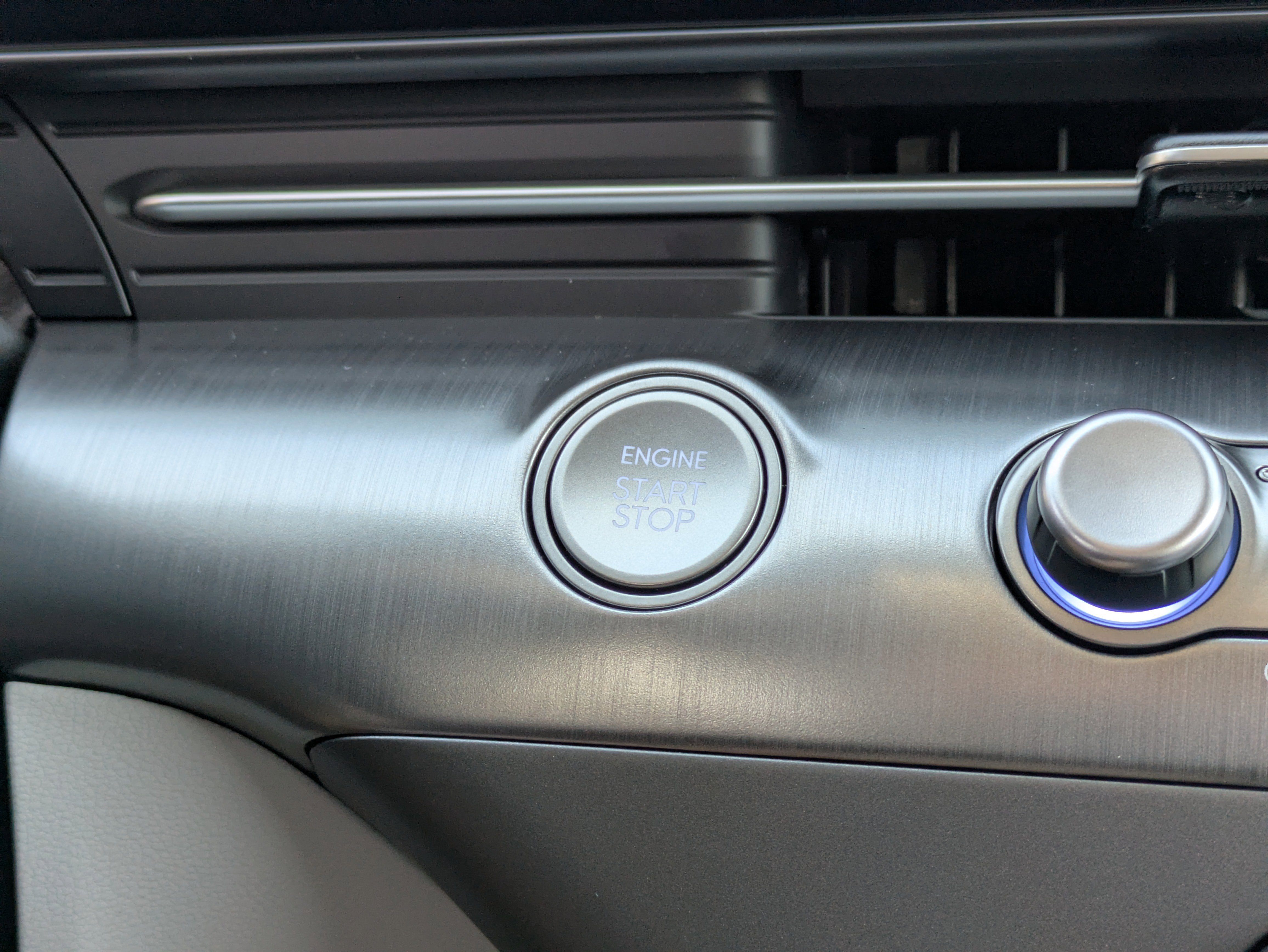 New 2026 Hyundai Kona SE image 27