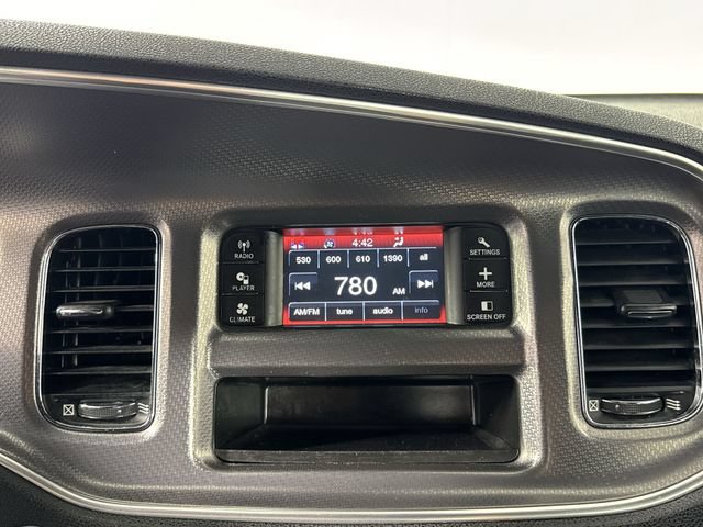 Used 2013 Dodge Charger SE RWD image 6
