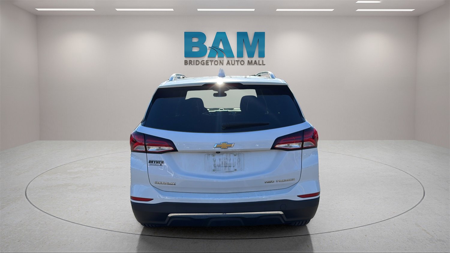 Used 2023 Chevrolet Equinox Premier image 6