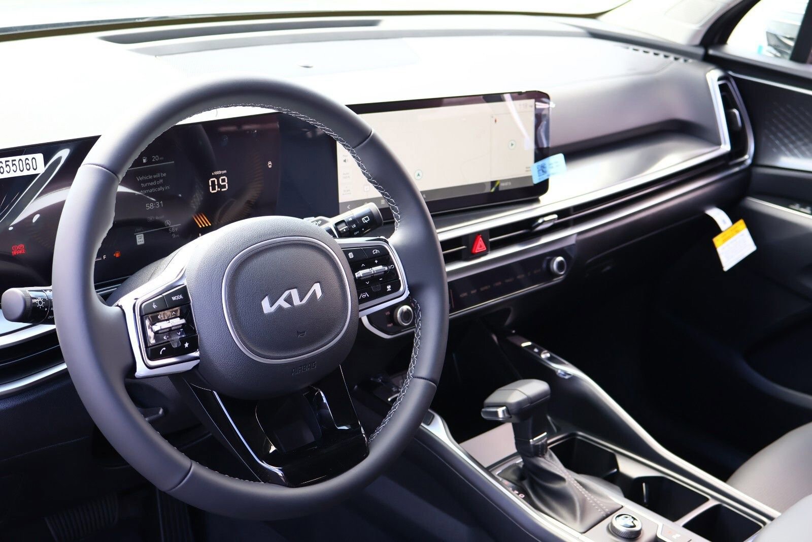 Used 2025 Kia Sorento S w/ Panoramic Sunroof Package FWD image 25