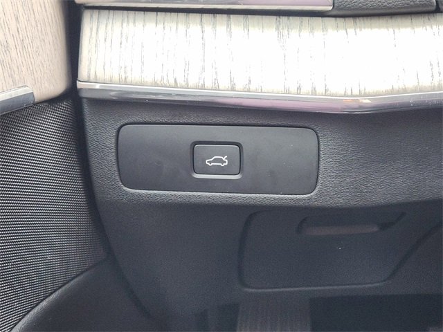 Used 2023 Volvo XC90 B6 Ultimate image 23