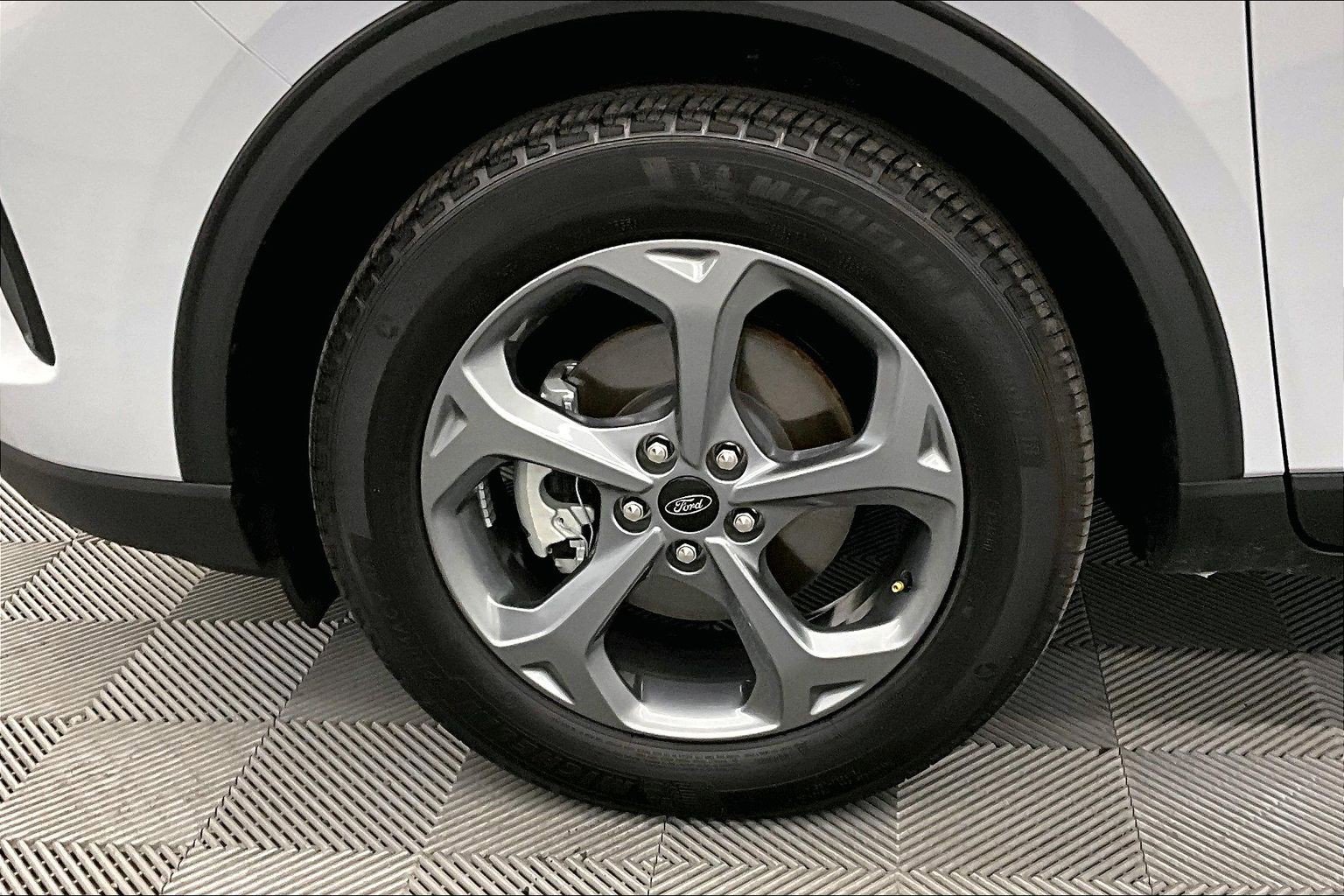 Used 2025 Ford Escape ST-Line w/ Equipment Group 301A FWD image 10
